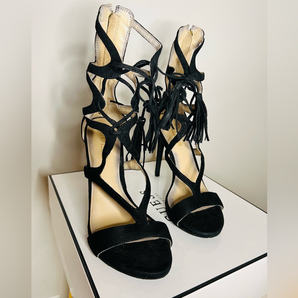 Black Guess Aubre Strappy Tie-up Heels Size 7.5
